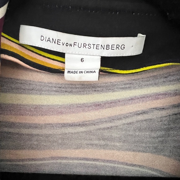 Diane von Furstenberg 100% Silk Wrap Dress Striped Long Sleeve Collared DVF - Picture 3 of 8